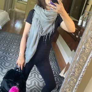 Ag  super sexy gray color scarf 🧣